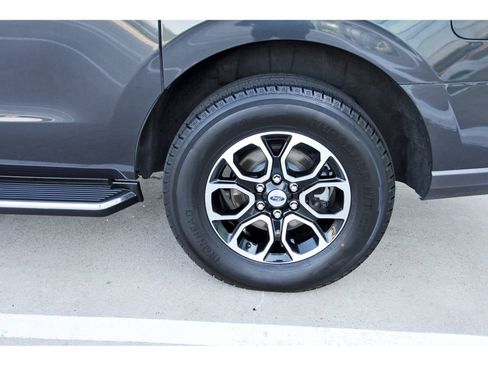 Used 2023 Ford Expedition Max XLT AWD/4WD image 32