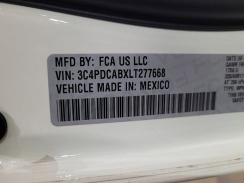 Used 2020 Dodge Journey SE w/ SE Popular Equipment Group FWD image 33
