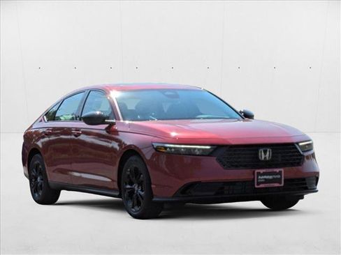 New 2025 Honda Accord SE image 7