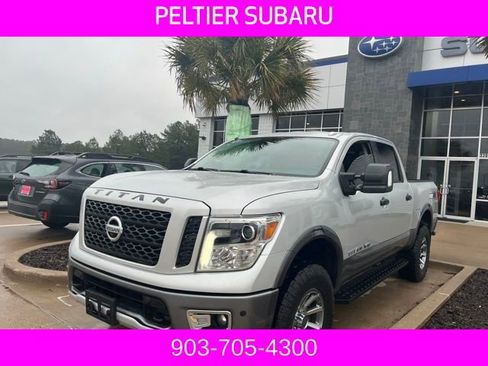 Used 2018 Nissan Titan PRO-4X w/ Pro-4x Convenience Package image 3