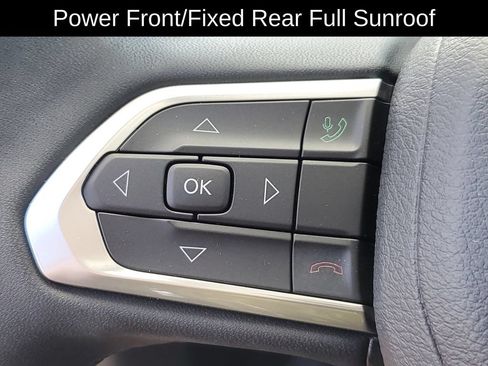 Used 2023 Jeep Compass Limited w/ Sun and Sound Group AWD/4WD image 12