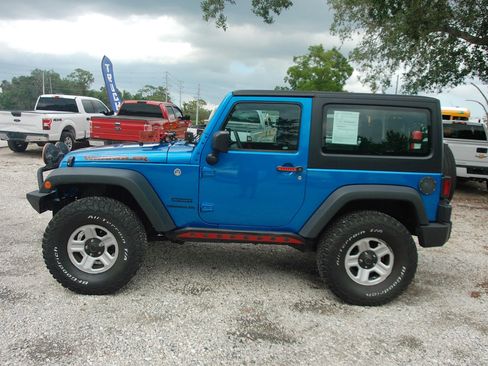 Used 2016 Jeep Wrangler Sport AWD/4WD image 9