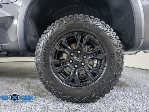 Used 2025 Chevrolet Silverado 1500 ZR2 w/ Technology Package AWD/4WD image 49