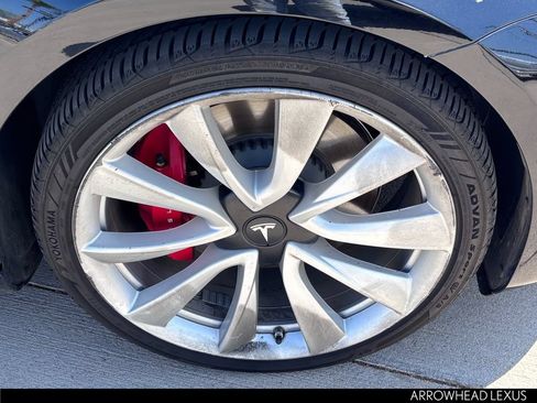 Used 2018 Tesla Model 3 AWD/4WD image 6