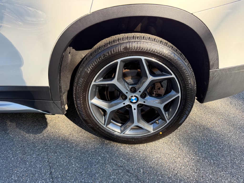 Used 2018 BMW X1 xDrive28i AWD/4WD image 11