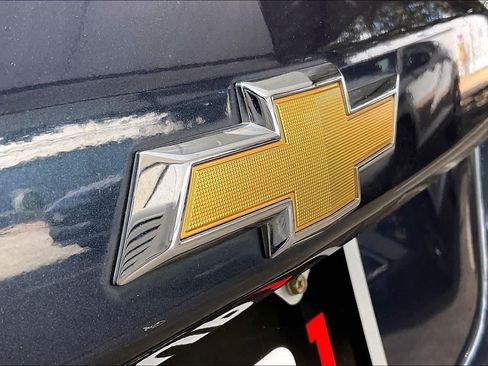 Used 2018 Chevrolet Equinox LT FWD image 31