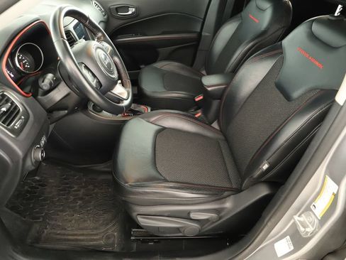 Used 2018 Jeep Compass Trailhawk AWD/4WD image 23