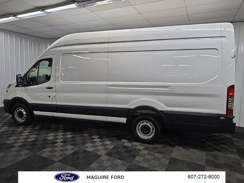 Used 2025 Ford Transit 250 148 High Roof Extended w/ Load Area Protection Package RWD image 5