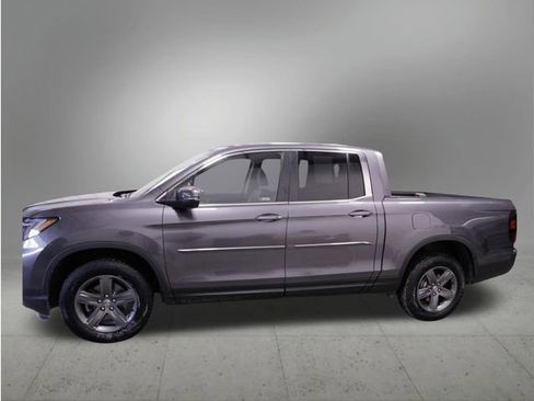 Certified 2023 Honda Ridgeline RTL image 3