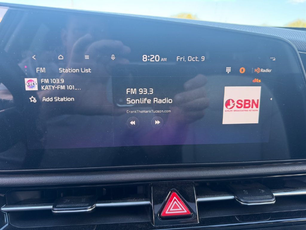 Used 2025 Kia Niro FWD image 11