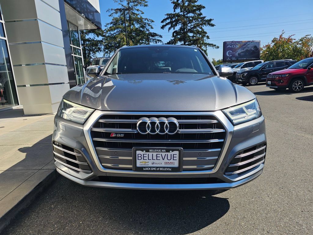 Used 2018 Audi SQ5 Premium Plus w/ Navigation Package AWD/4WD image 2