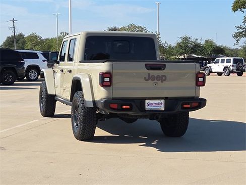 Used 2020 Jeep Gladiator Mojave image 6