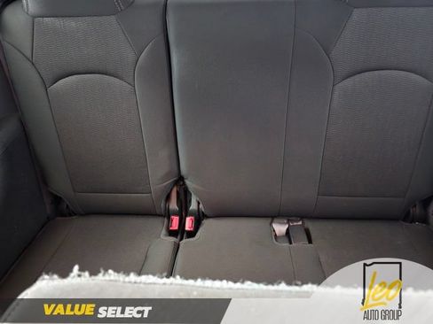 Used 2015 Chevrolet Traverse LT FWD image 18