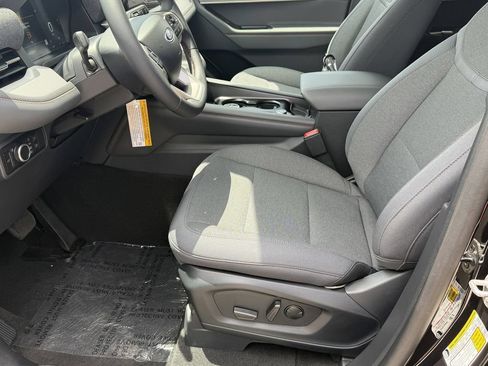 New 2026 Ford Explorer Active RWD image 22