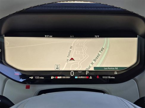 New 2025 Land Rover Range Rover SE image 13