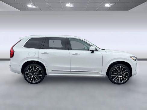 New 2026 Volvo XC90 B6 Plus w/ Protection Package image 8