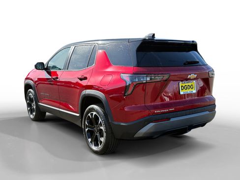 New 2026 Chevrolet Equinox LT image 3