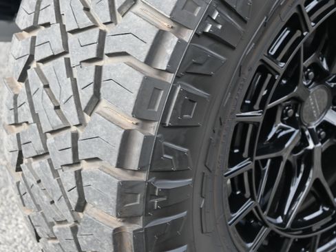 Used 2025 Ford F150 Raptor w/ Equipment Group 803A Raptor R image 16