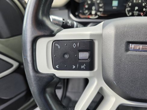 Certified 2022 Land Rover Defender 110 X-Dynamic SE AWD/4WD image 19