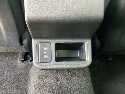 Used 2025 Kia K4 LXS image 23