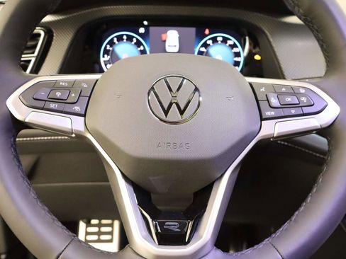 New 2026 Volkswagen Atlas Cross Sport SEL R-Line AWD/4WD image 11