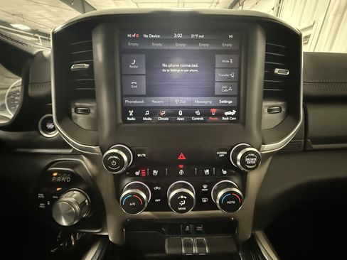 Used 2020 RAM 1500 Laramie image 34