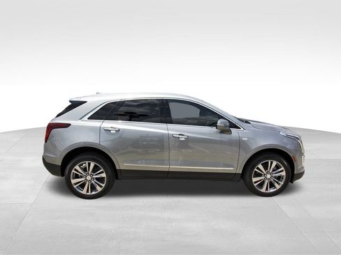 New 2026 Cadillac XT5 Premium Luxury w/ Driver Assist Package FWD image 5