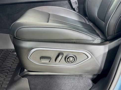 New 2026 Jeep Grand Wagoneer 4WD image 23