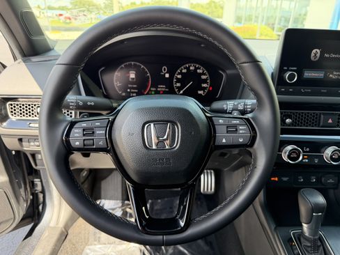 Certified 2025 Honda Civic Sport image 31
