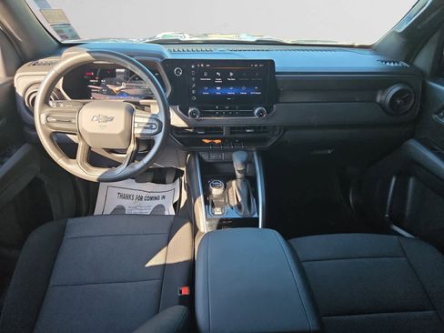 Used 2024 Chevrolet Colorado Trail Boss image 10