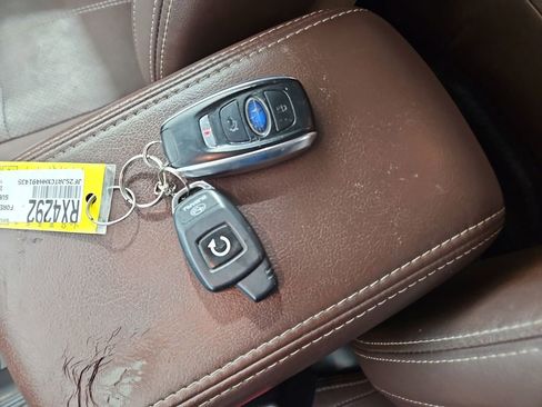 Used 2017 Subaru Forester 2.5i Touring w/ Popular Package #2 image 29