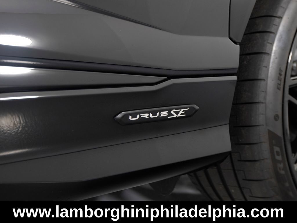 Used 2026 Lamborghini Urus S AWD/4WD image 47