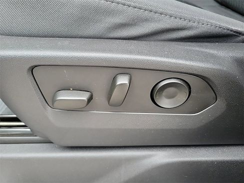 Used 2023 GMC Sierra 1500 Elevation w/ X31 Off-Road Package image 16