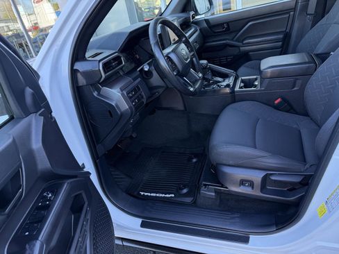 Certified 2024 Toyota Tacoma SR5 image 10