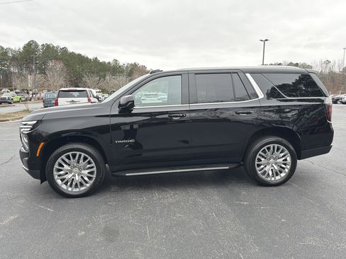 Used 2025 Chevrolet Tahoe LS image 8