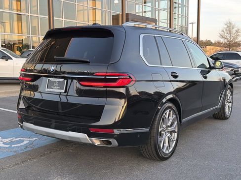 Used 2025 BMW X7 xDrive40i AWD/4WD image 3