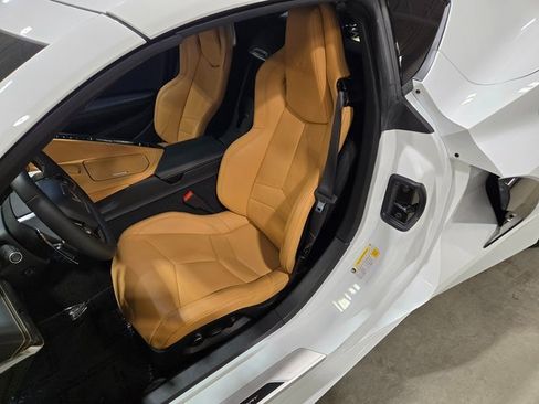 Used 2024 Chevrolet Corvette Stingray Preferred Cpe w/ Z51 Performance Package image 25