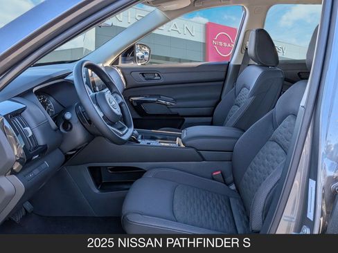 New 2025 Nissan Pathfinder S image 14