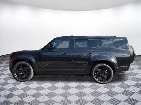 New 2026 Land Rover Defender 130 X-Dynamic SE AWD/4WD image 2