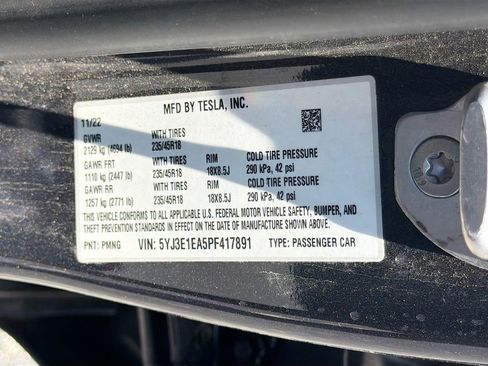 Used 2023 Tesla Model 3 Standard Range RWD image 32