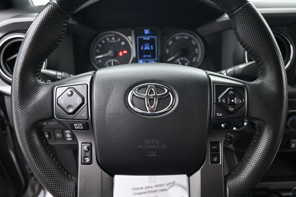 Used 2021 Toyota Tacoma TRD Off-Road AWD/4WD image 21