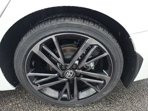 Used 2025 Toyota Camry XSE image 7