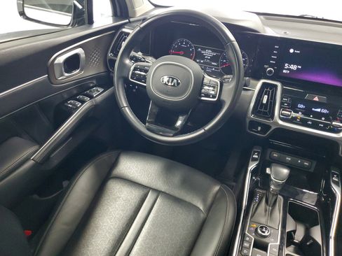 Used 2021 Kia Sorento SX AWD/4WD image 17
