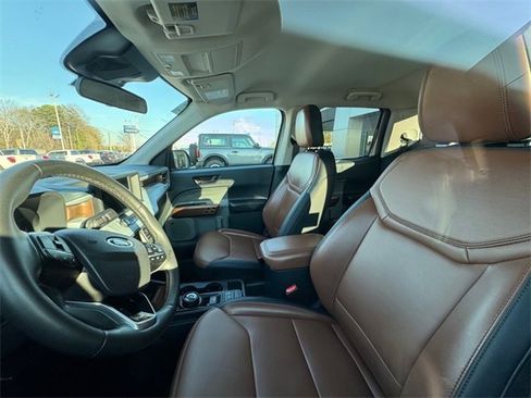 Used 2023 Ford Maverick Lariat w/ Lariat Luxury Package image 8