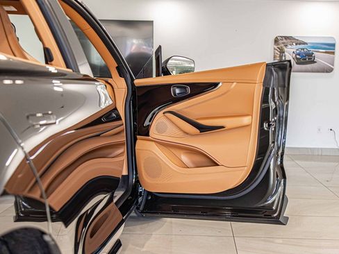 New 2026 Aston Martin DBX 707 image 42