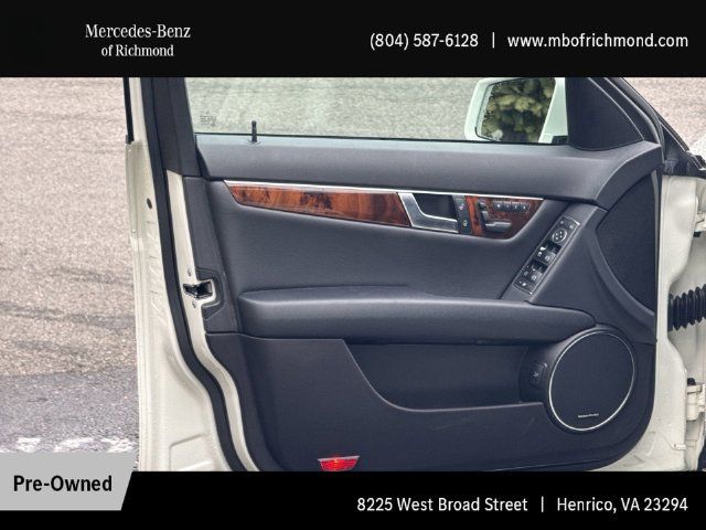 Used 2012 Mercedes-Benz C 300 4MATIC Sedan image 4