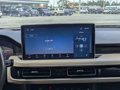 Used 2022 Lincoln Nautilus Reserve w/ Luxury Package FWD image 20