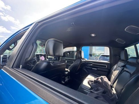 Used 2021 RAM 1500 Laramie w/ Sport Appearance Package AWD/4WD image 10