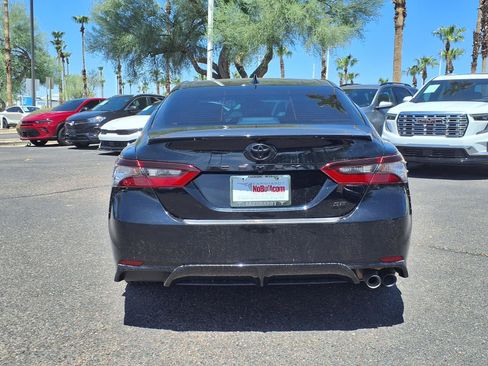 Used 2024 Toyota Camry SE FWD image 6