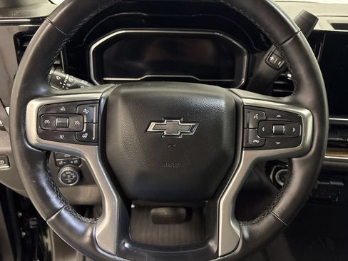 Used 2024 Chevrolet Silverado 1500 RST AWD/4WD image 33